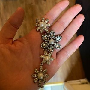 Flower “diamond & pearl” necklace